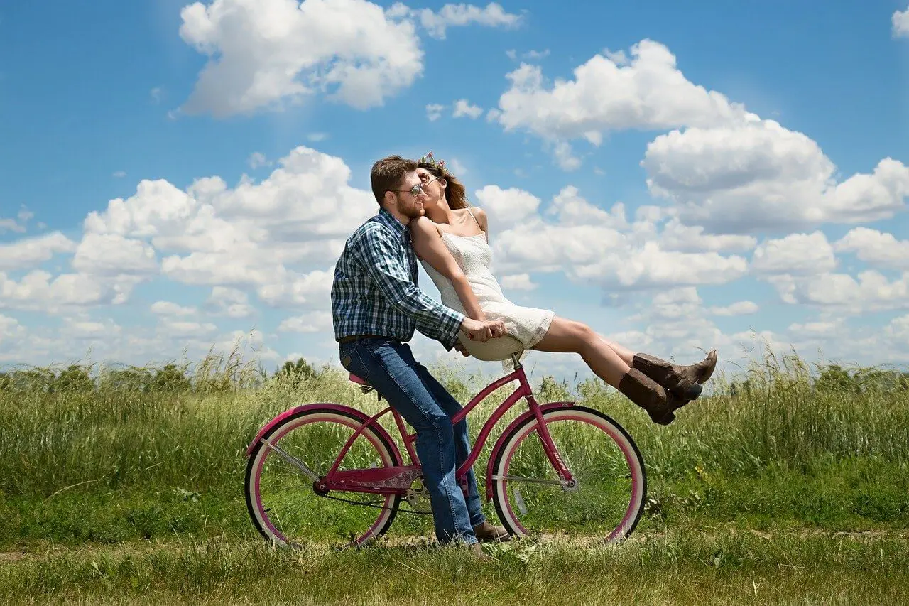 ¿Por qué algunas personas se enamoran tan fácilmente?