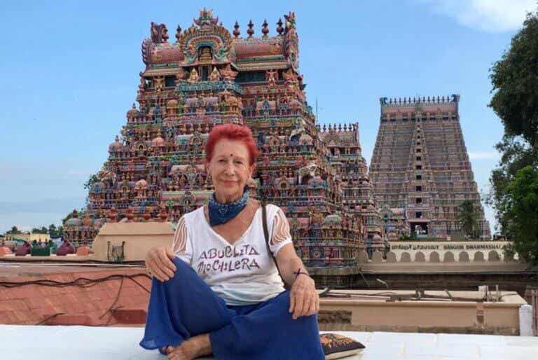 “Abuelita mochilera”, desde los 65 años se dedicó a viajar por el mundo