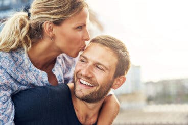 Los 5 tipos de abrazos y sus significados