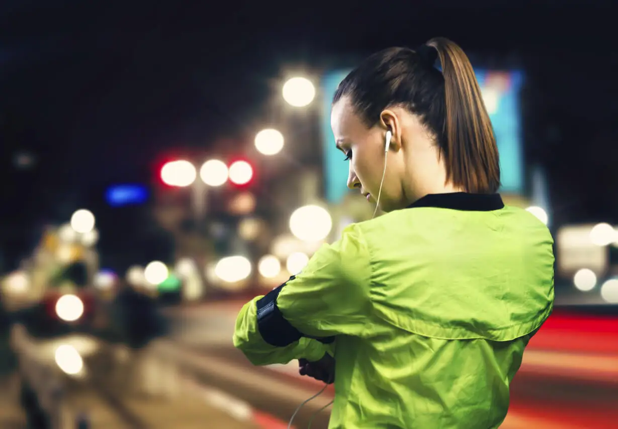 Vrouw in de nacht