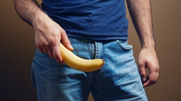 5 ejercicios para alargar el pene y consejos de seguridad