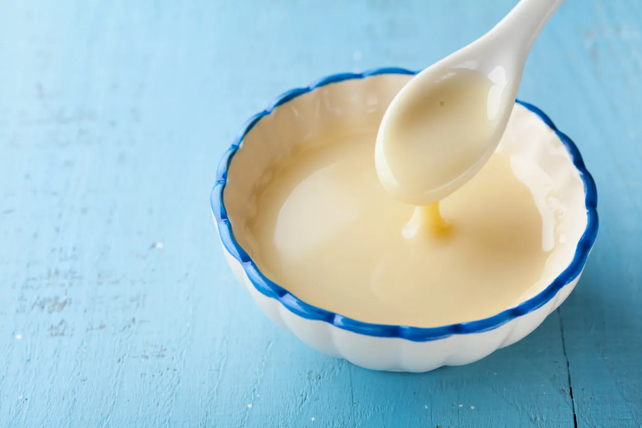 Leche condensada para baba de camelo.