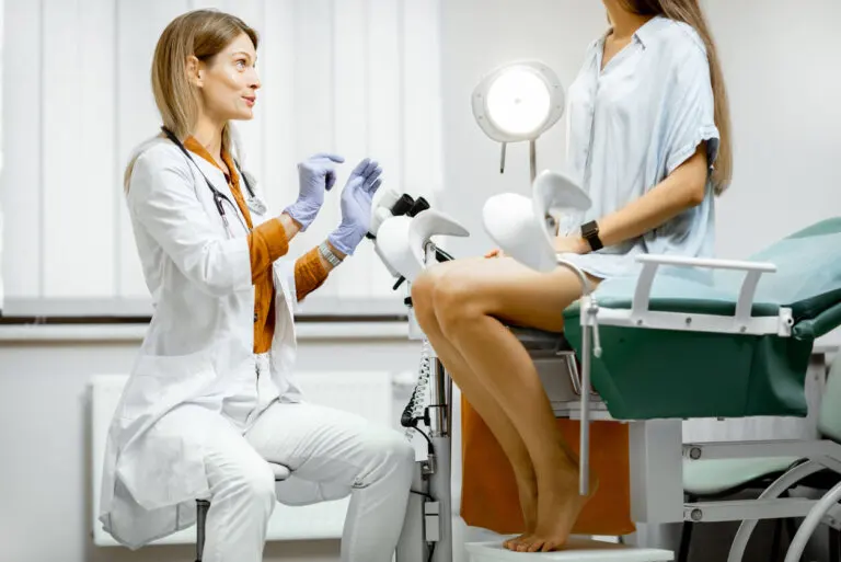 Flujo vaginal en grumos: ¿a qué se debe?