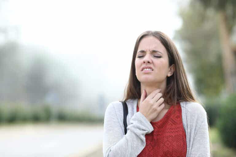 14 causas del dolor de garganta persistente