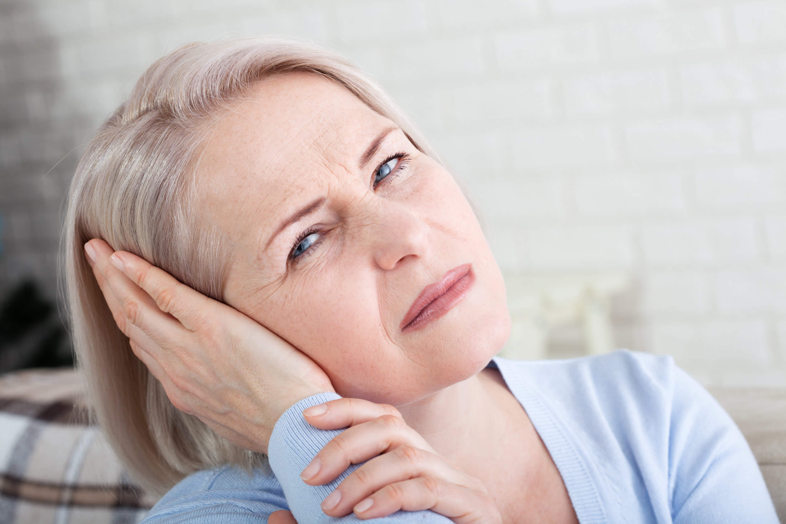12 tratamientos que ayudan contra el dolor de oído
