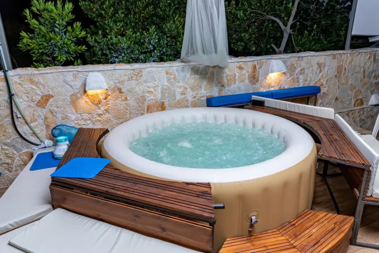 4 tipos de jacuzzis y sus características