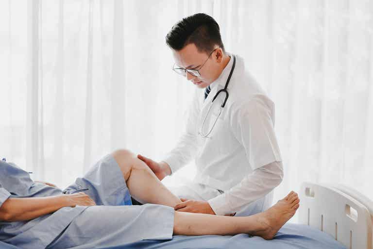10 cauze ale durerii de genunchi