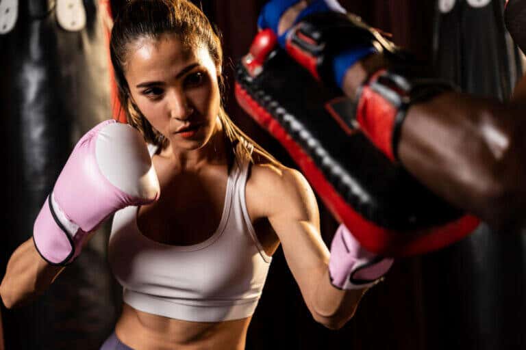 Descubre los beneficios físicos y mentales de practicar Muay Thai