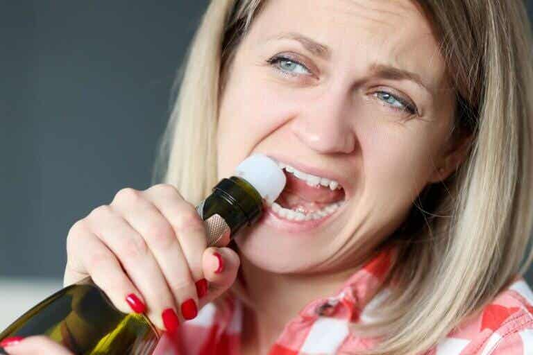 Consecuencias del alcohol sobre la salud dental