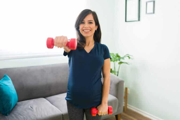 Entrenamiento para fuerza de brazos en el embarazo