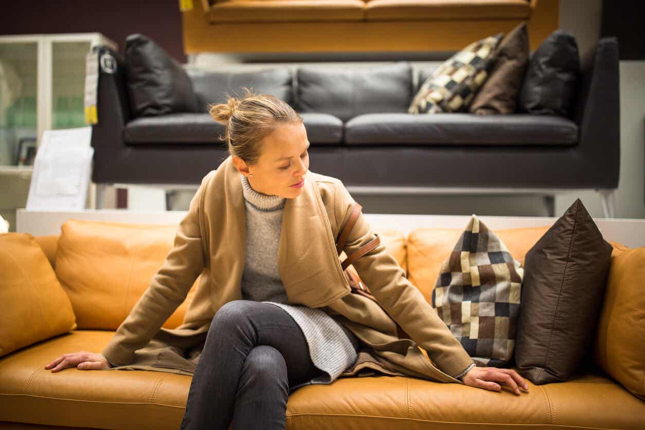 9 errores que debes evitar al comprar un sofá