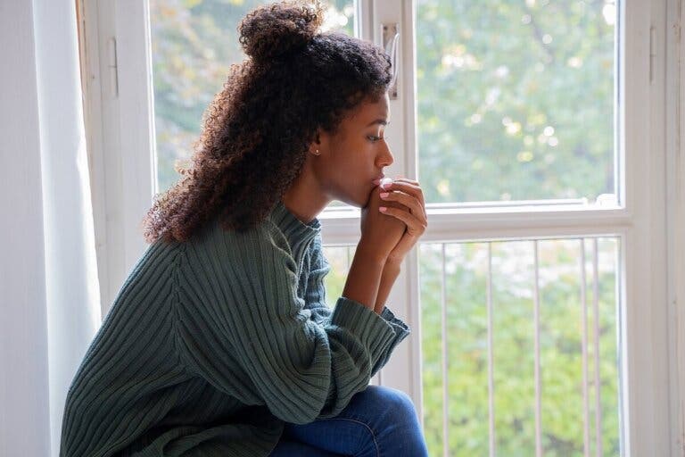 6 estrategias para superar los pensamientos negativos