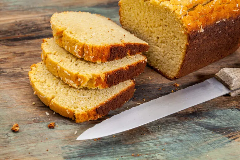 Pan keto de harina de coco bajo en calorías: receta fácil