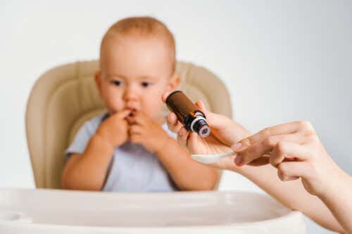 Gripe water para bebés: ¿qué es y para qué sirve?