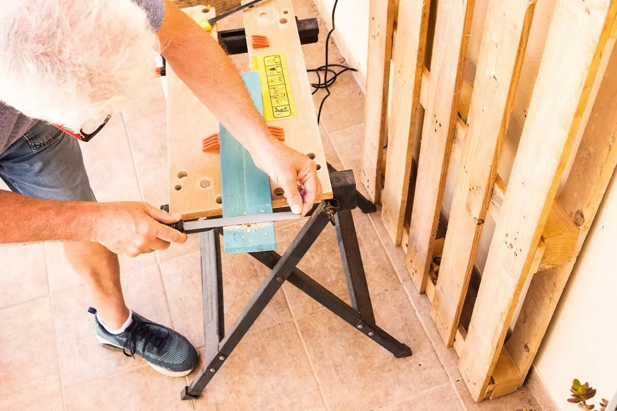 10 formas de decorar el baño con pallets de madera