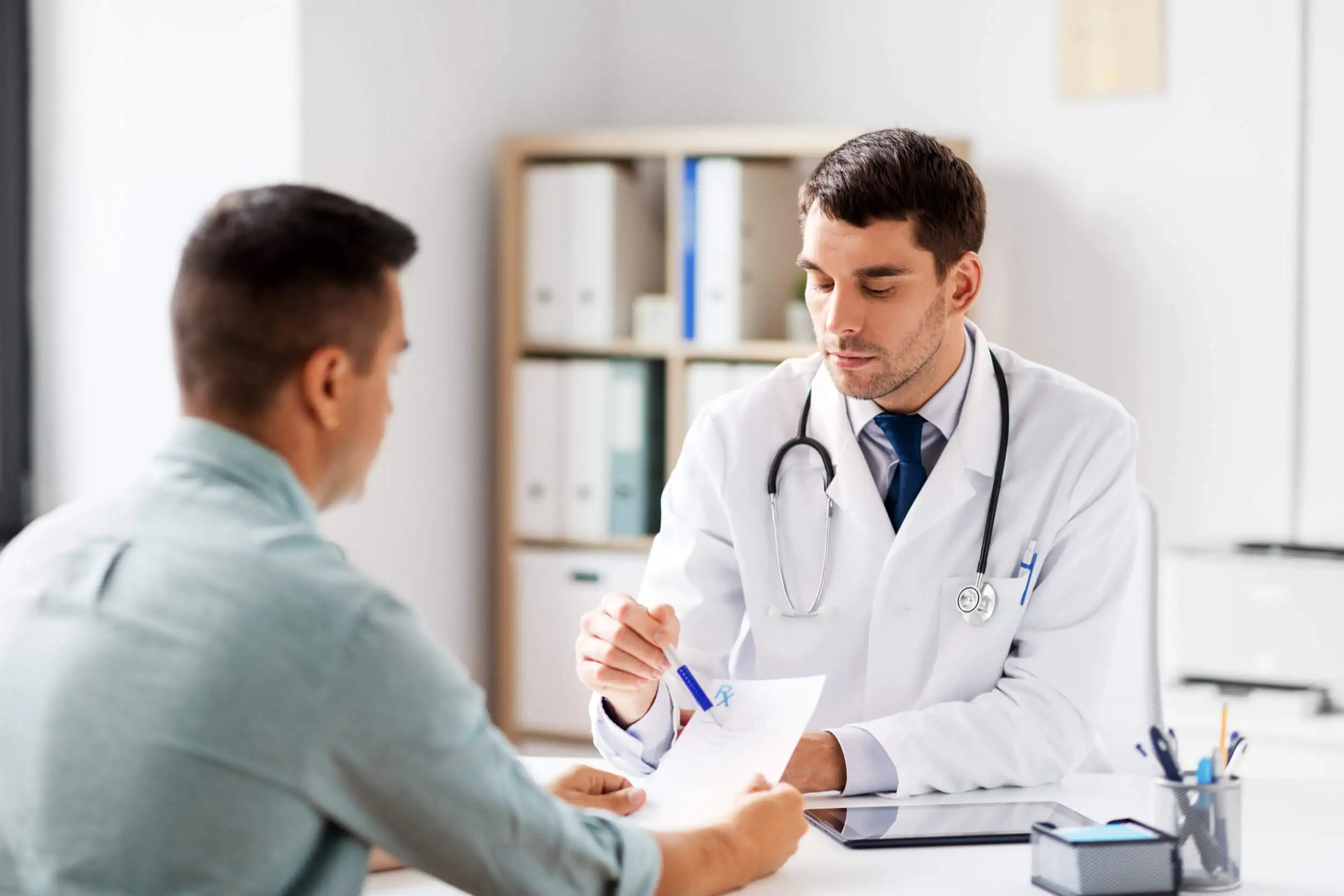 Consulter avant de voyager avec une maladie inflammatoire de l'intestin.
