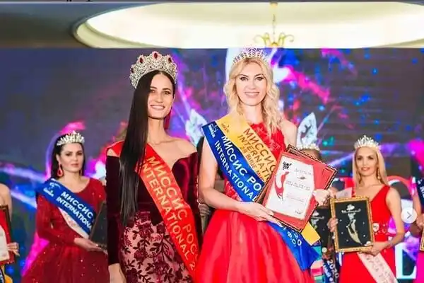 La ex señorita en el concurso de belleza.