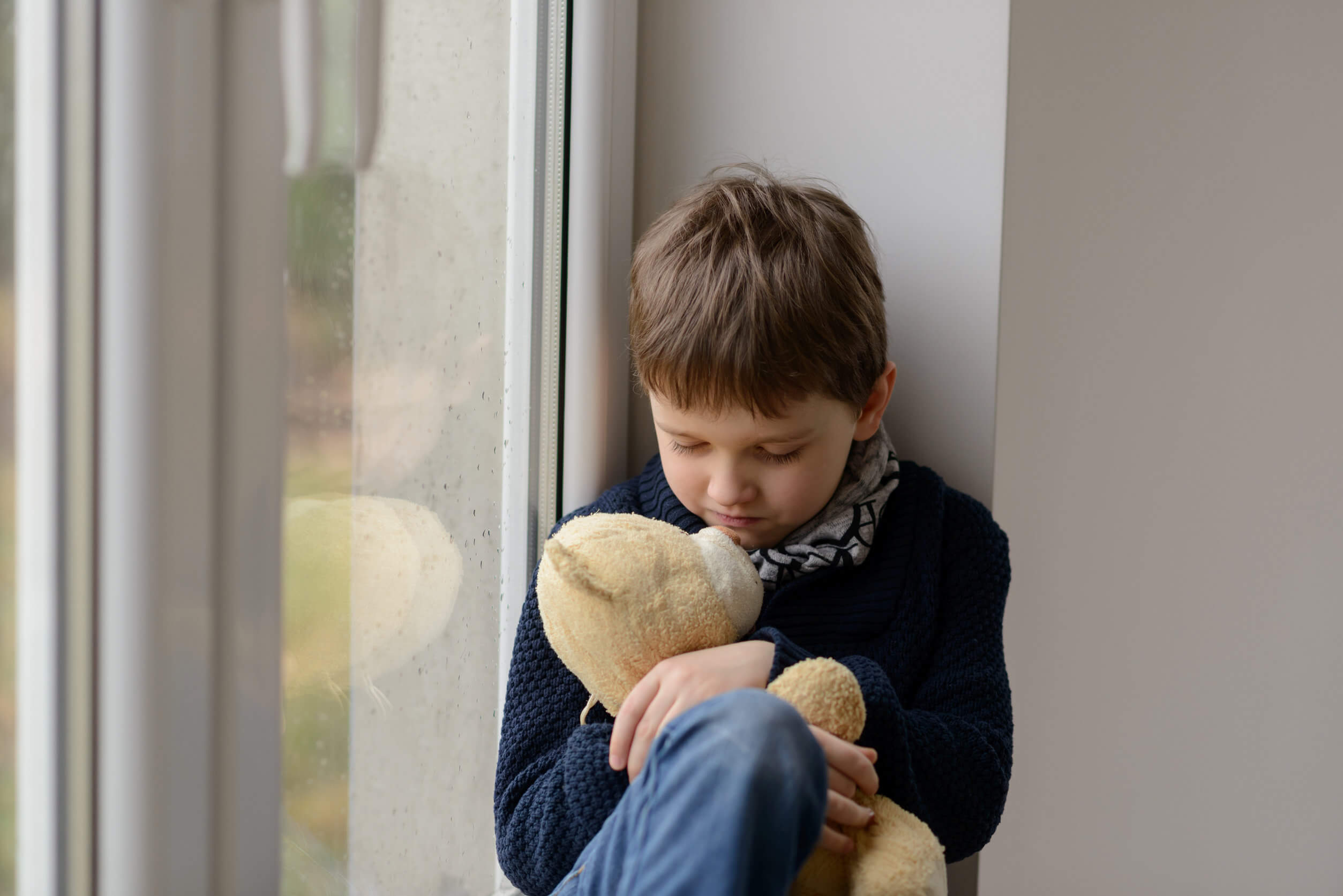 Enfant souffrant de dépression et de risque suicidaire.
