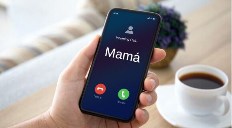 Si aún recibes llamadas telefónicas de mamá, eres muy afortunado