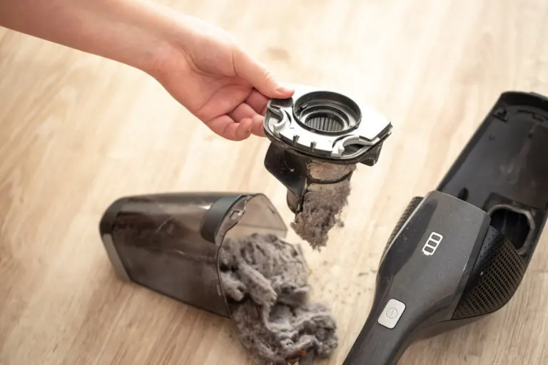 11 cosas que nunca deberías aspirar por el bien de tu aspiradora