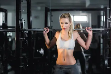 7 consejos para iniciar un programa de entrenamiento con barra