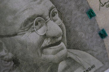 Mahatma Gandhi: "Vive como si fueras a morir mañana; aprende como si el mundo fuera a durar para siempre"