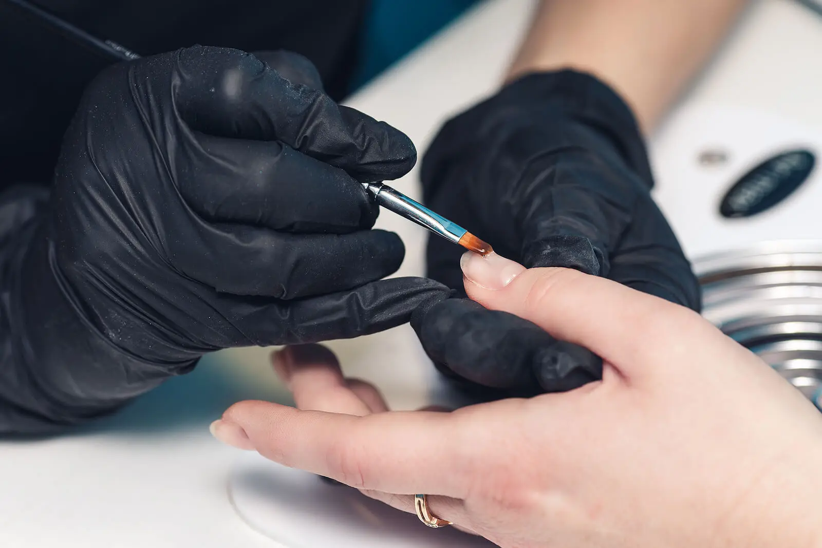 how to clean nail art brushes