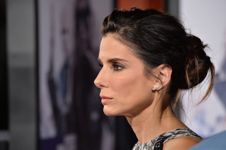 ¿Qué es el burnout? El síndrome que padece Sandra Bullock