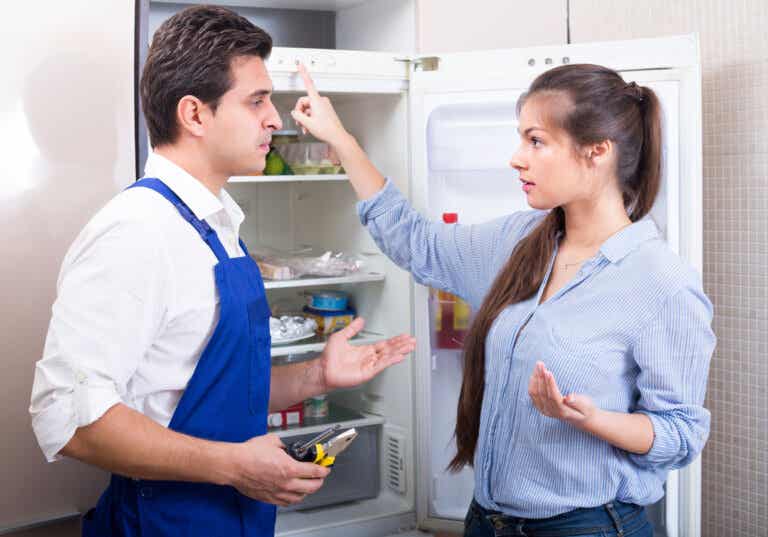 Cómo saber si el termostato del refrigerador está dañado