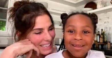 Emocionante historia de los hijos adoptivos de Sandra Bullock