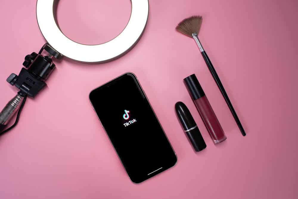 Soap Brows: A Técnica Caseira Para Maquiar As Sobrancelhas 3 Técnicas de maquiagem no Tiktok.