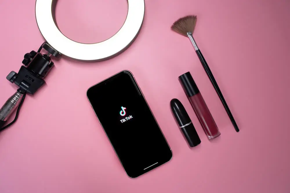 Técnicas de maquillaje en Tiktok.