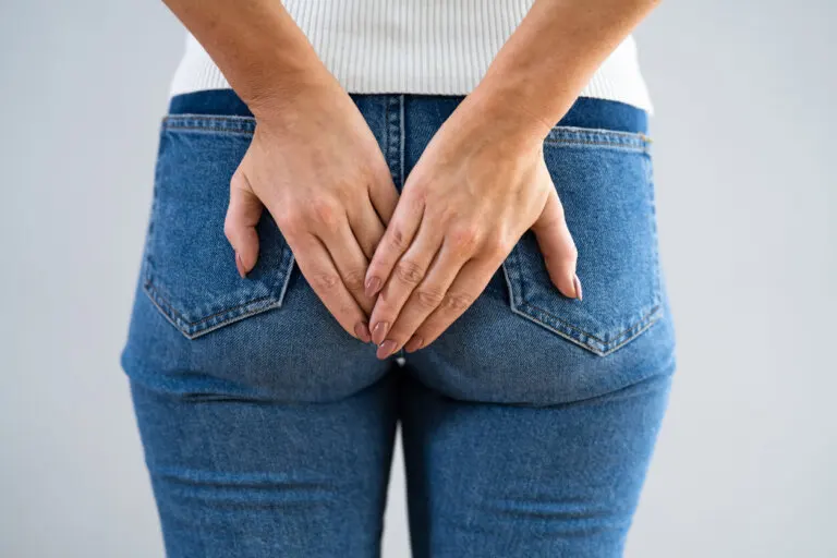 Tenesmo rectal: qué es, síntomas, causas y tratamientos