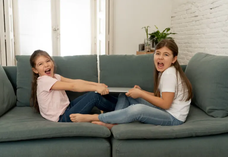 10 motivos por los que los niños se portan mal y cómo afrontarlo