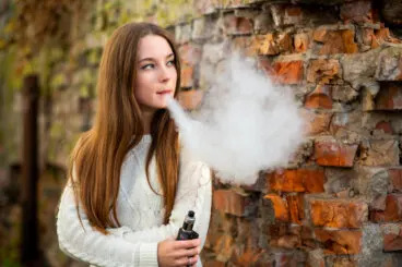 Información para padres: ¿cuál es el riesgo de los vapeadores?