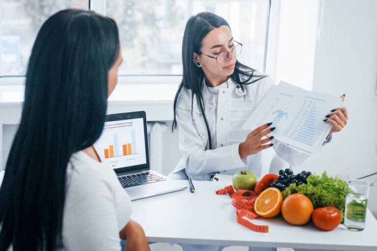 ¿Cuál es la diferencia entre dieta y régimen alimentario?