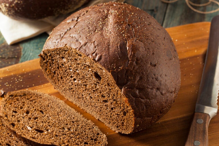 ¿El pan de centeno es una buena opción para adelgazar?