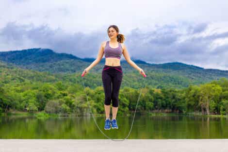 8 errores frecuentes al saltar la cuerda