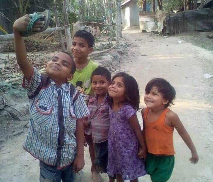 La selfie de unos niños felices.