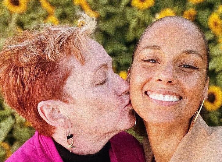 Alicia Keys y su madre.