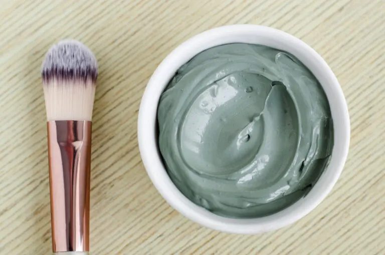 Arcilla de bentonita: 9 usos para la salud y belleza del cuerpo