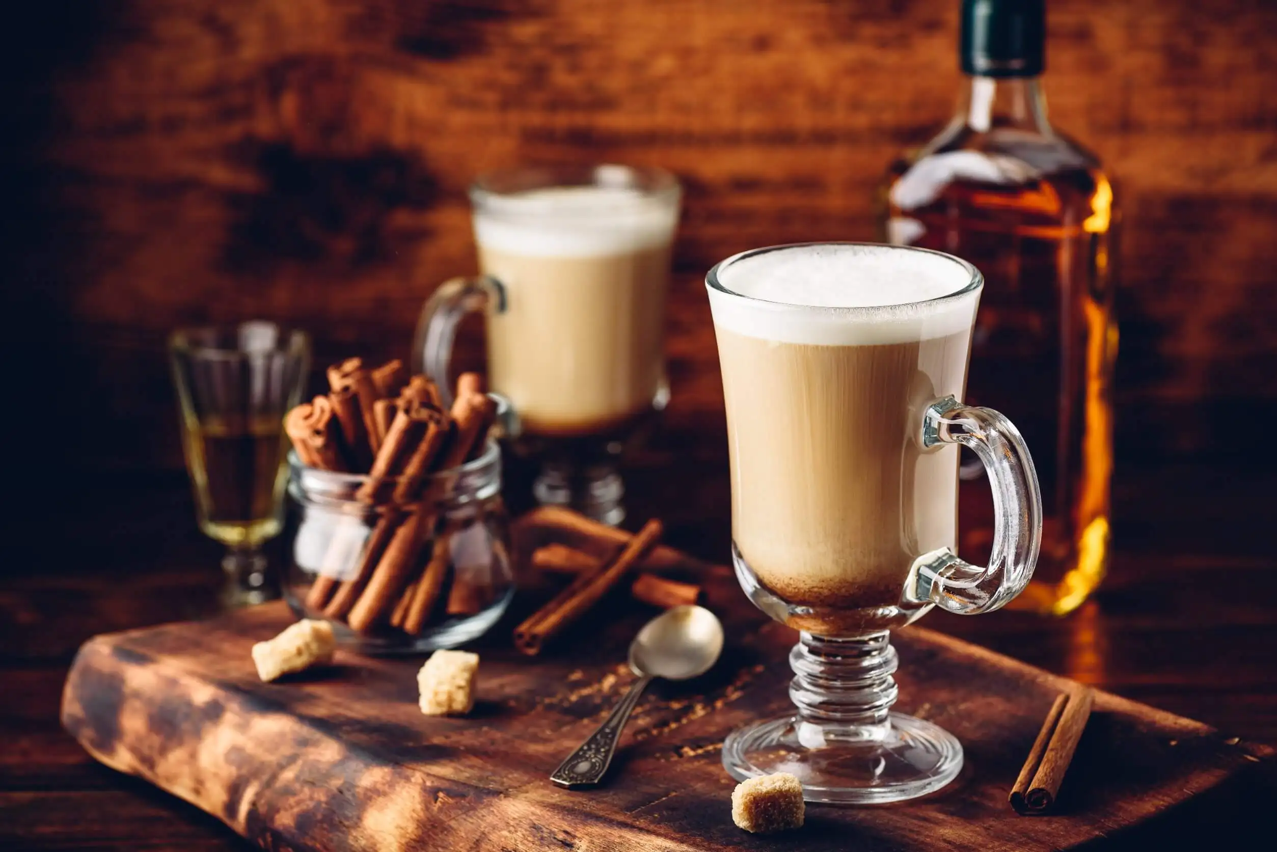 Cafeína e álcool em algumas bebidas