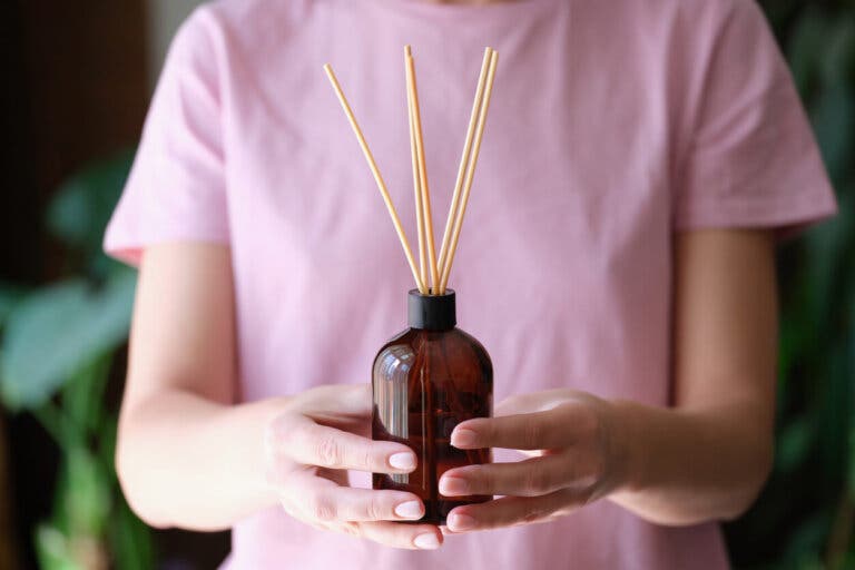 ¿Cómo hacer un difusor de aromas casero?