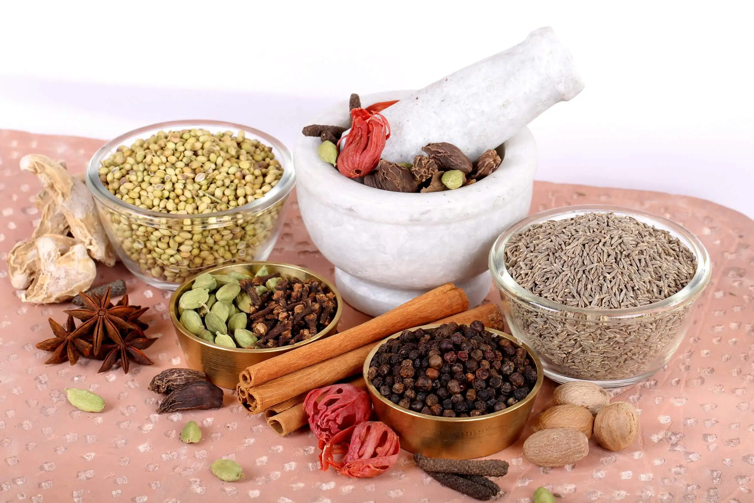 Garam Masala - verschiedene Gewürze