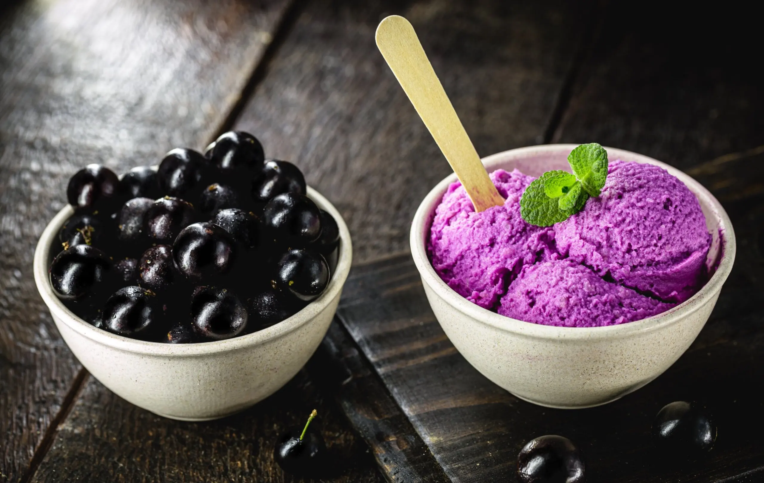 Jabuticaba - Früchte und Eiscreme