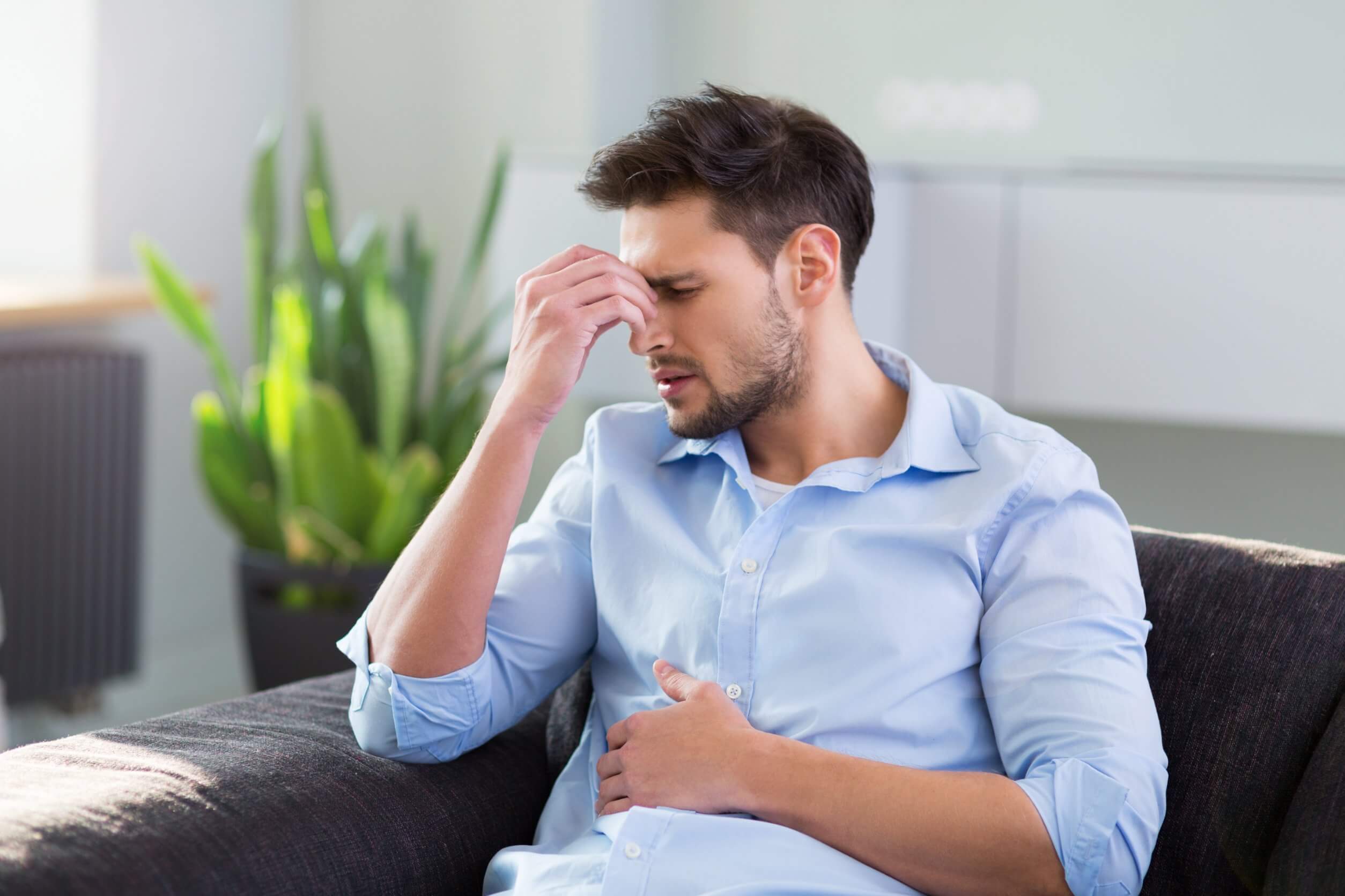 Por qué duele el estómago durante el hambre