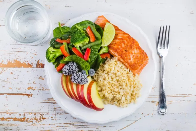 ¿Cómo puedo gestionar las porciones de comida en casa?