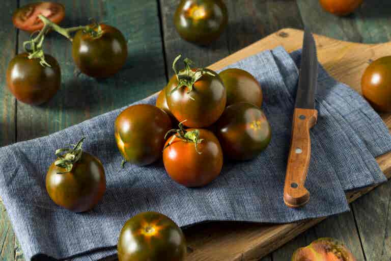 Kumato o tomate negro: nutrientes y características
