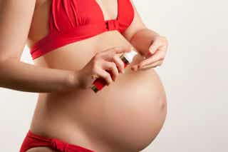 ¿Se puede usar autobronceador durante el embarazo?