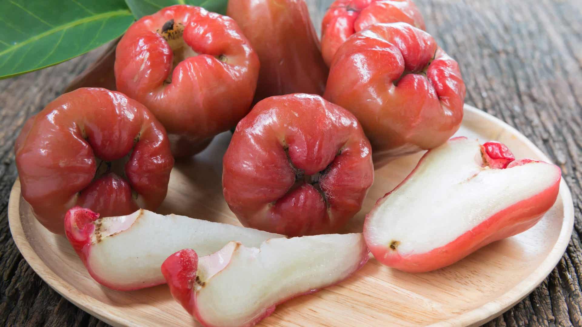 Pomarrosa: características, propiedades y beneficios - Mejor con Salud